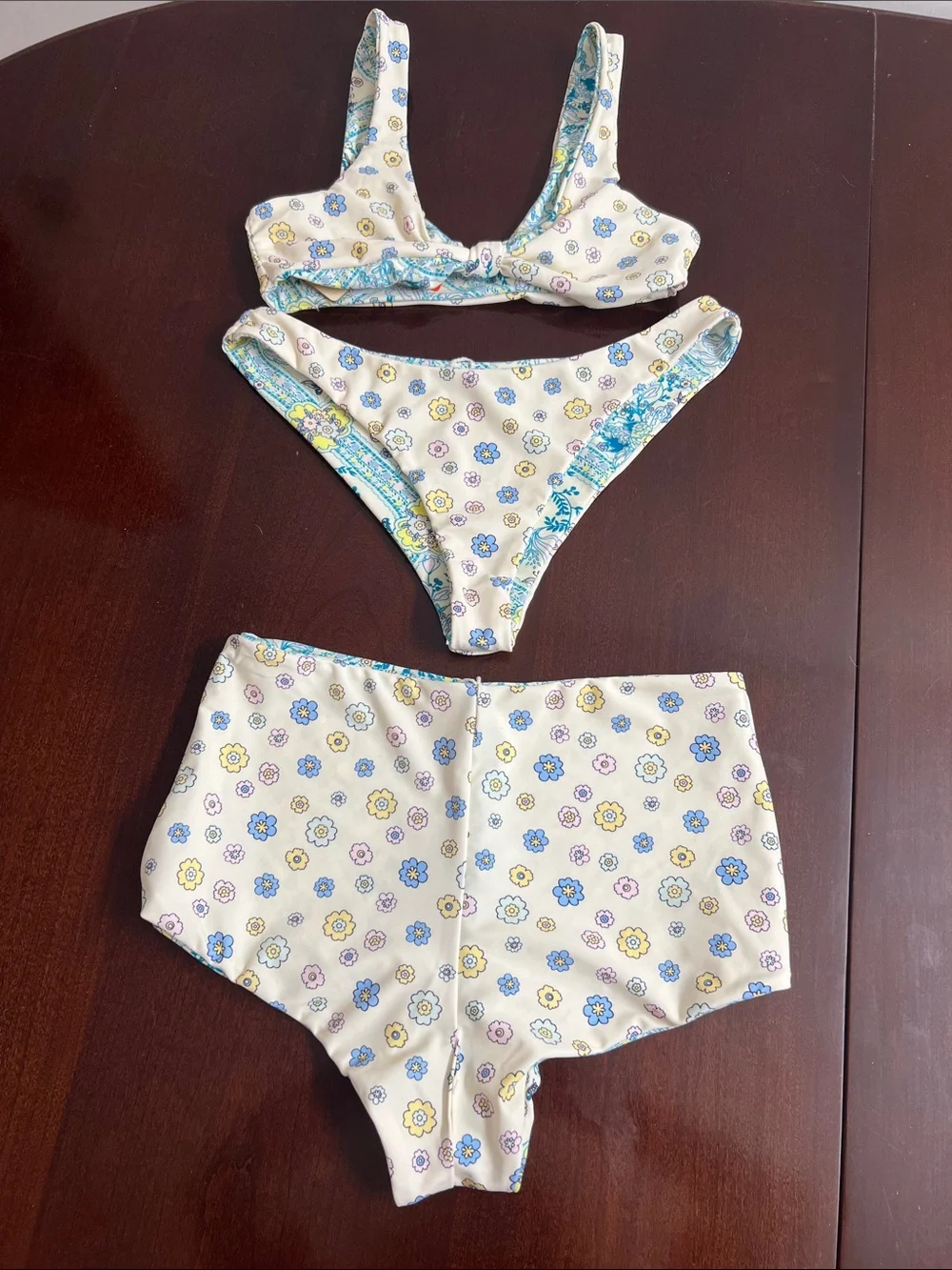 🌞 Cabana Del Sol NWT Reversible Floral Print 3 Piece Bikini Set women size S